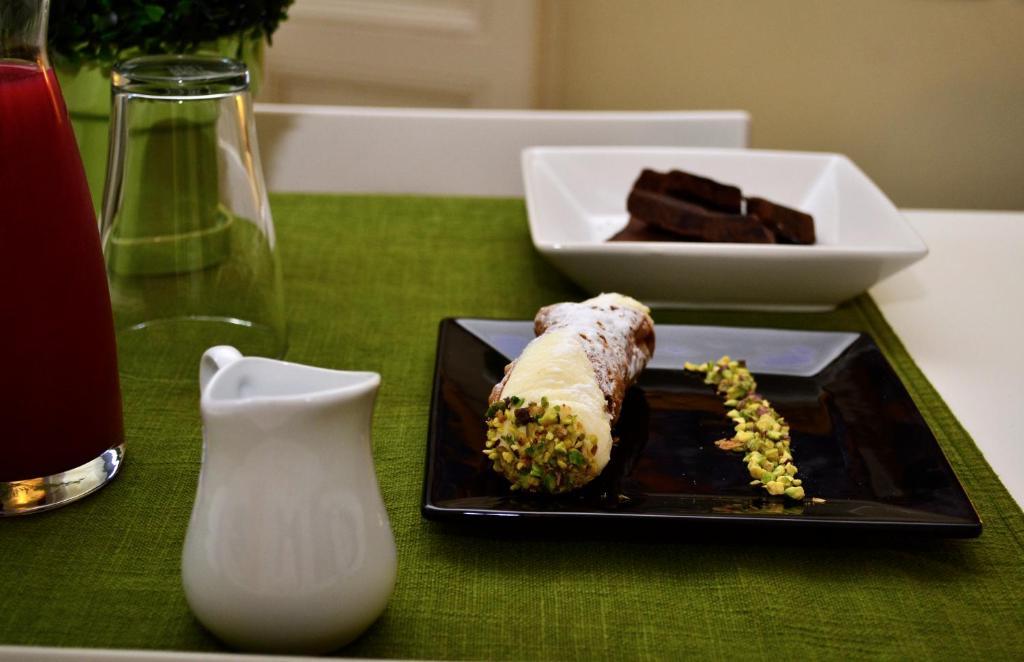 Palazzo Beau Bed & Breakfast Модика Екстериор снимка